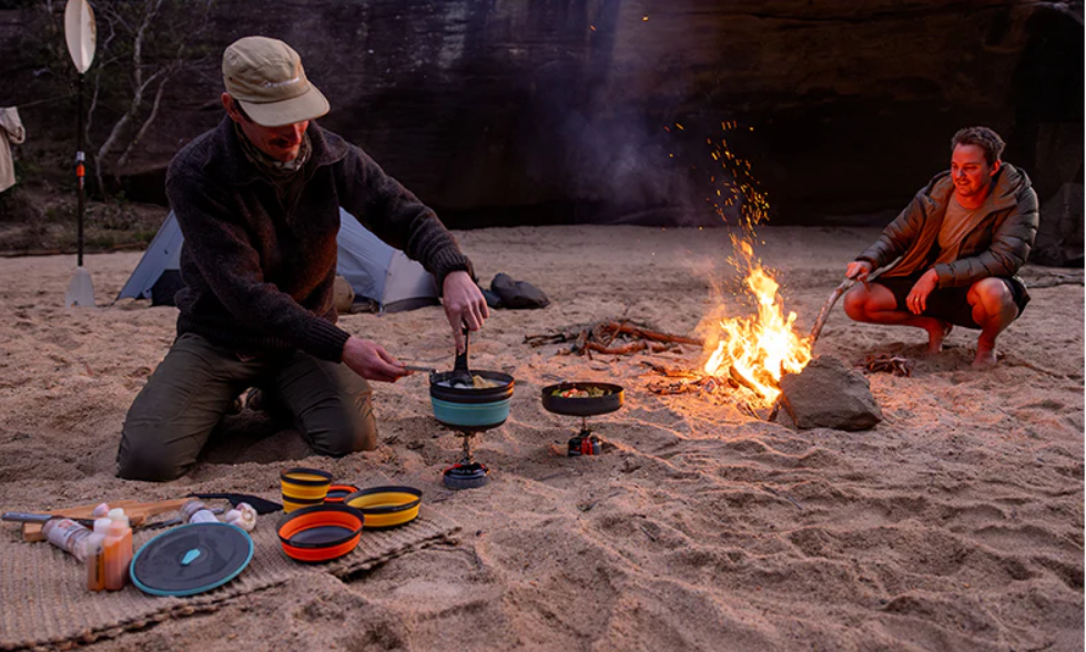 Frontier Ultralight Collapsible Dinnerware Set shop-escape-outdoors