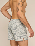 The Duck & Covers 5.5" Classic Lined Swim Trunk shop-escape-outdoors