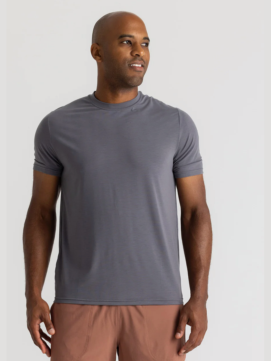 Men's Elevate Lightweight Tee shop-escape-outdoors