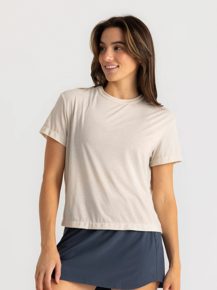 Women's Elevate Lightweight Tee shop-escape-outdoors