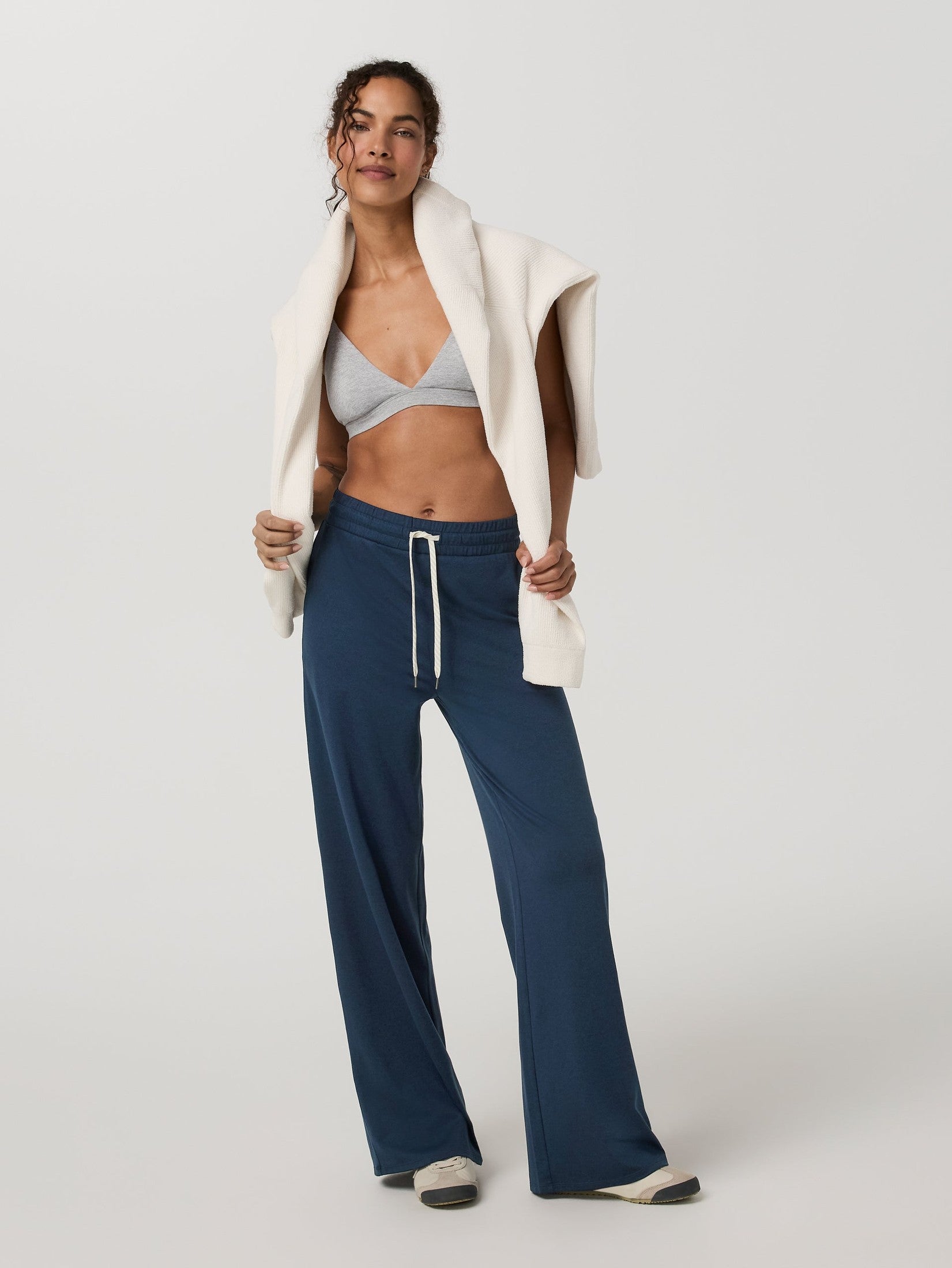 Women's Halo Essential Wideleg Pant shop-escape-outdoors