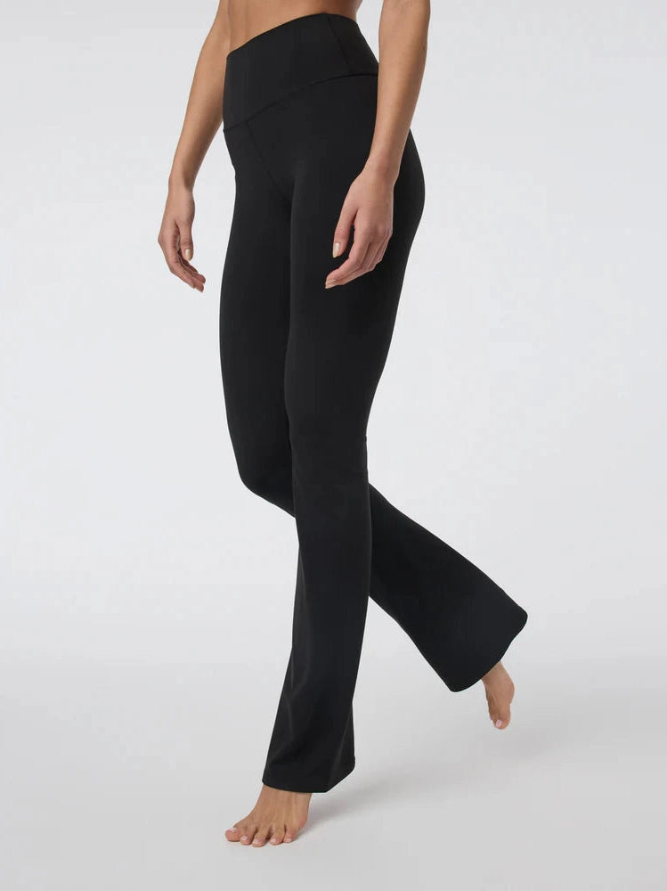 Vuori AllTheFeels Slim Flare shop-escape-outdoors