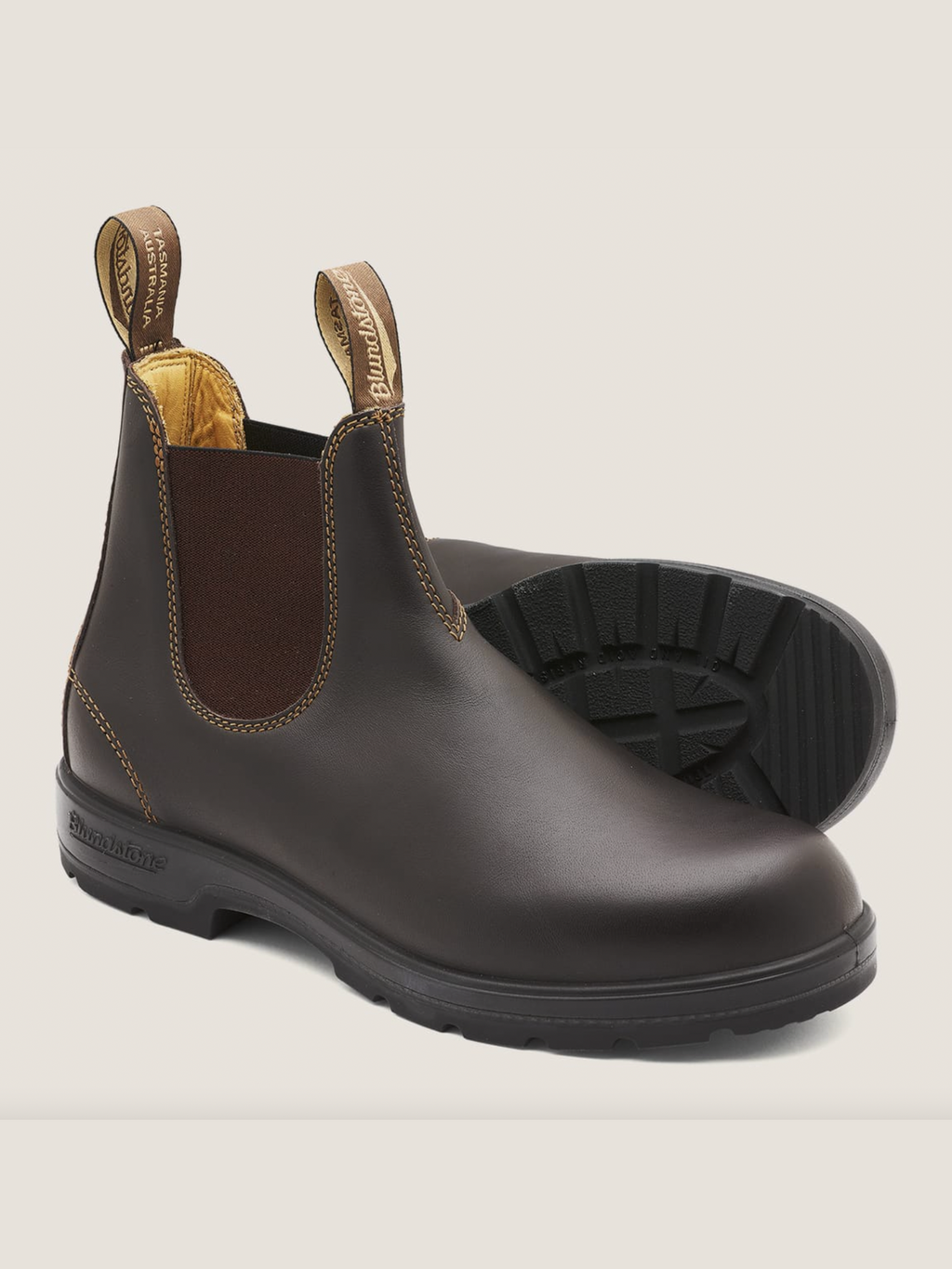 Classic Chelsea Boots 550 shop-escape-outdoors