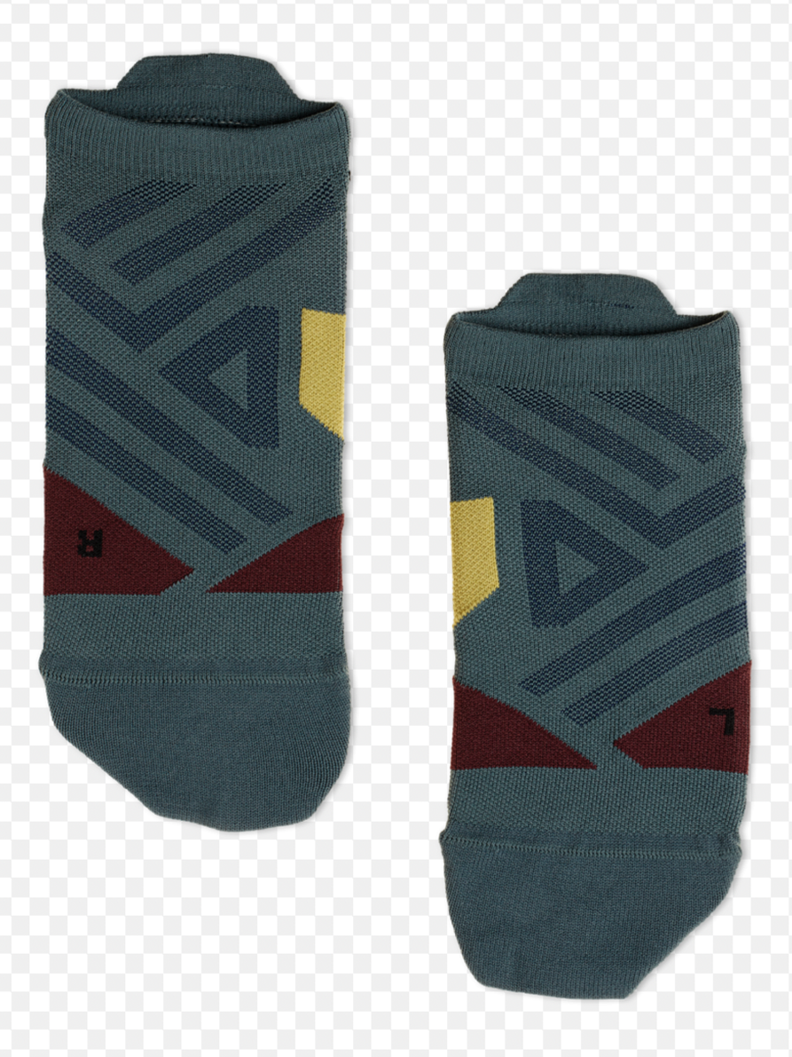 Men's On Running Low Sock shop-escape-outdoors